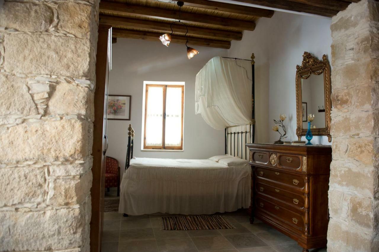 Magdalene'S House Skarinou Otel Dış mekan fotoğraf